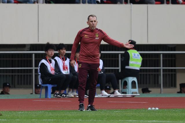 开云-追访久尔杰维奇：U19国青在路上！土伦杯是巨大考验